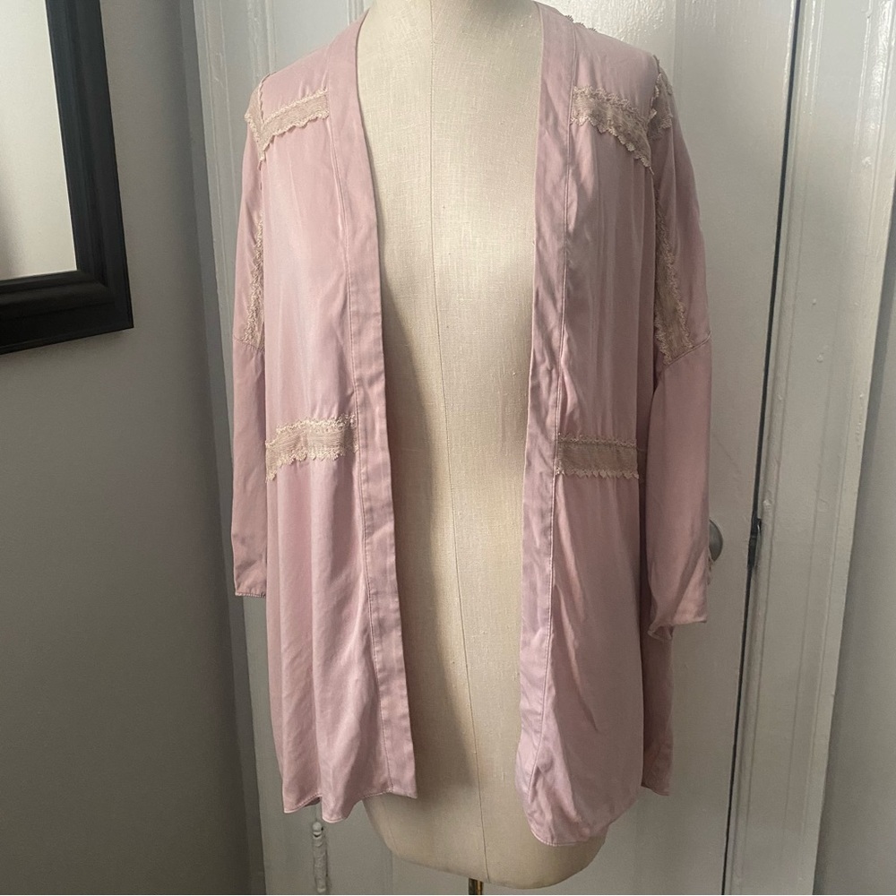Logo Lavish Lori Goldstein short sleeve kimono wrap open cardigan mauve lace
